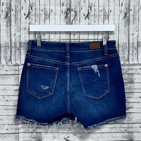 Judy Blue Patches Of Blue Denim Shorts - Picture 2 of 10